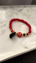Load image into Gallery viewer, Azabache Baby/Toddler Evil Eye Bracelet
